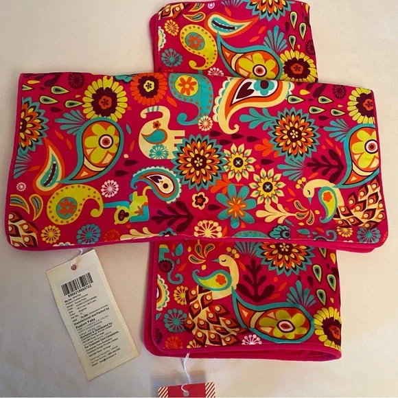 NWT Chumbak set of two 16 x 16 pillow shams design is paisley party - Picture 1 of 8
